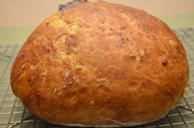 no knead finished loaf (640x424)