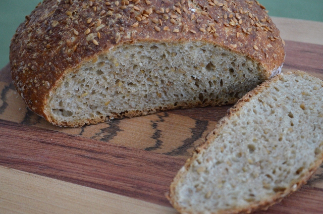 oat no knead sliced 2 (640x424)