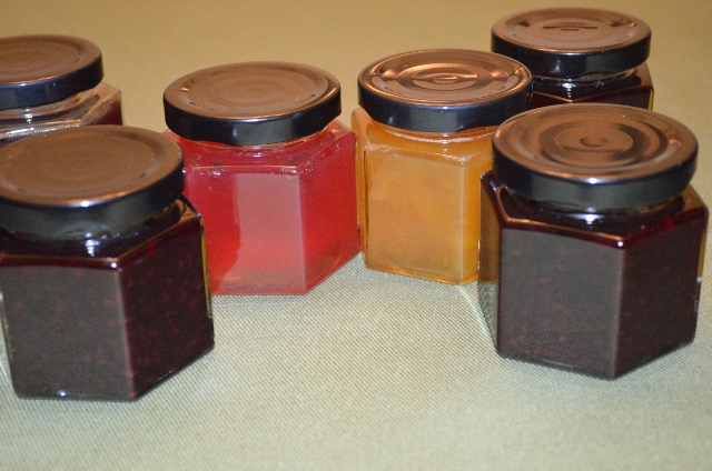 jelly jars (640x424)